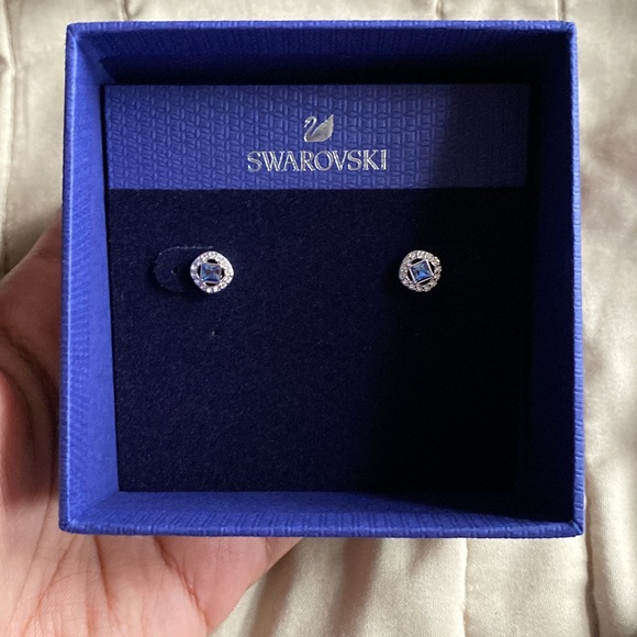 Angelic stud earrings - Picture 6 of 7